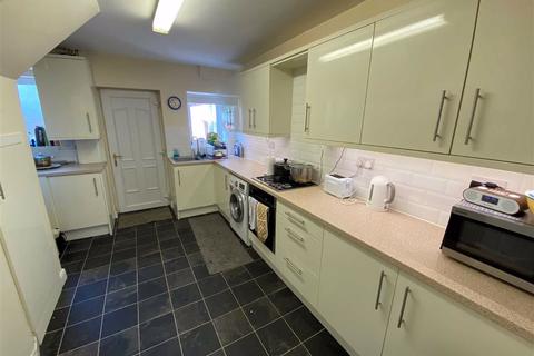 33 Farrant Road, Manchester, M12 4PF