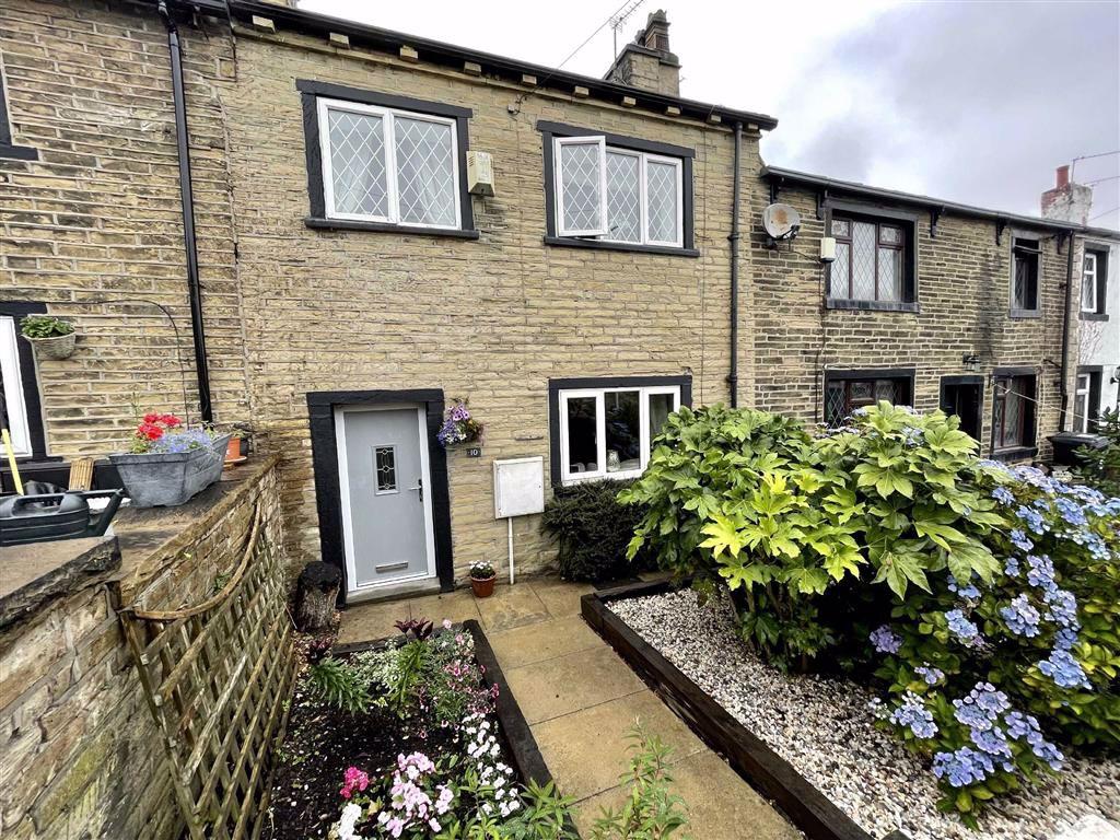 New Hey Road, Rastrick, Brighouse, HD6 3 bed terraced house £155,000