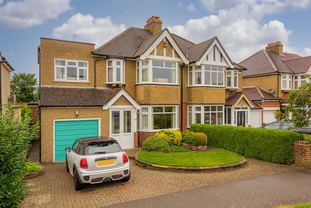 Tattenham Grove, Epsom 4 bed semidetached house £615,000