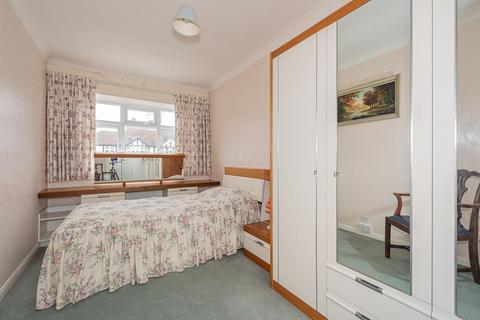 52 Tattenham Grove, Epsom, KT18 5QP