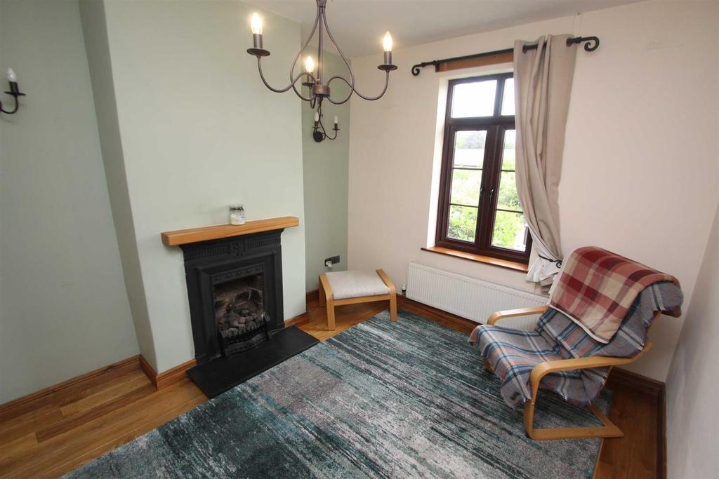 Shelf Bank Cottages, Oswestry 2 bed cottage for sale £150,000