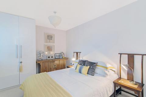 1 bedroom flat to rent, The Edge, SW19