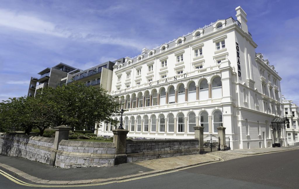 The Grand, Plymouth Hoe 2 bed apartment £575,000