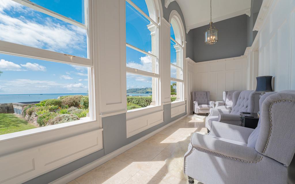 The Grand, Plymouth Hoe 2 bed apartment £575,000