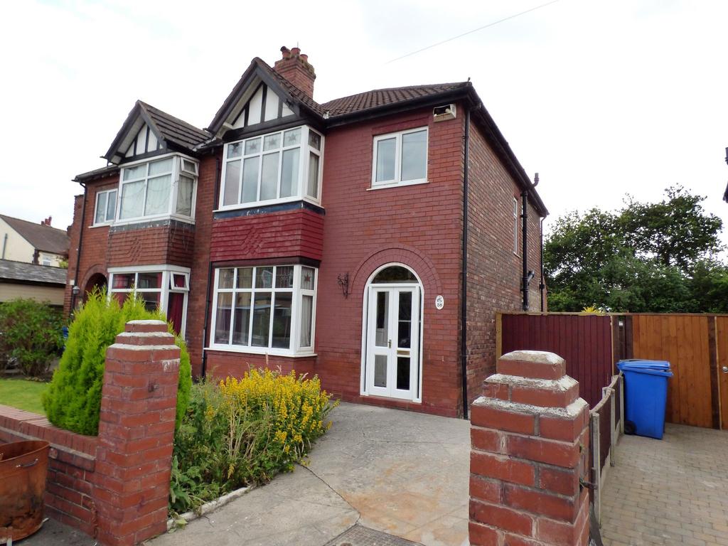 Fernley Road, Mile End, Stockport, SK2 3 bed semidetached house £