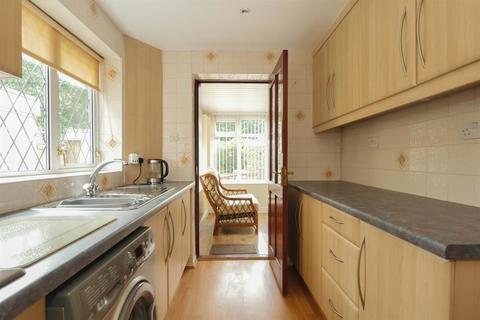 34 Springbank Close, Farsley, Pudsey, LS28 5EW