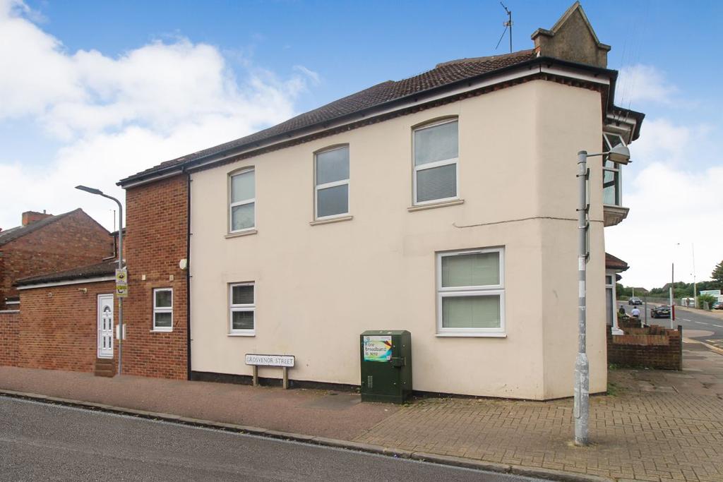 Elstow Road, Bedford 7 bed house share £450 pcm (£104 pw)