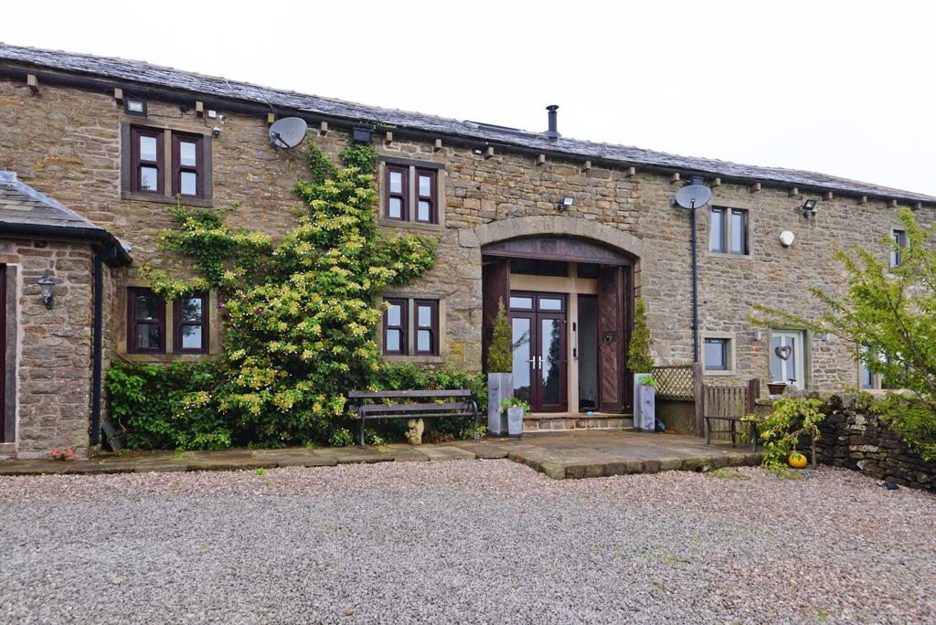 Lister Well Road, Off Manchester Road, Barnoldswick, BB18 3 bed cottage