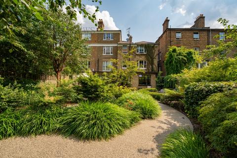 Flat 1, 21 Mattock Lane, London, W5 5BH