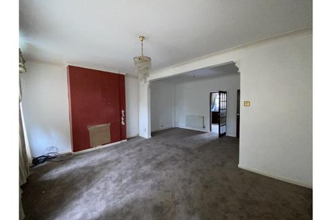 10 Fenton Road, London, N17 7JR