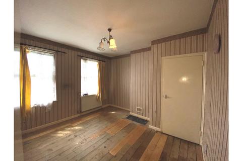 10 Fenton Road, London, N17 7JR