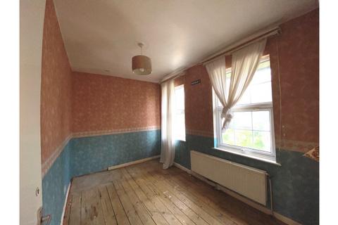 10 Fenton Road, London, N17 7JR