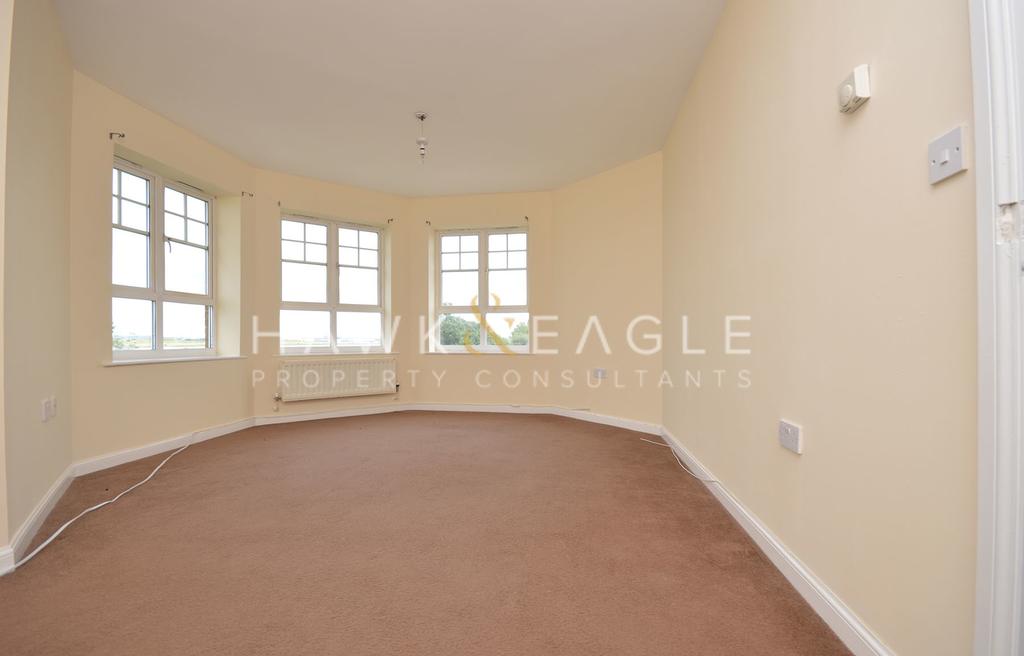 Greenhaven Drive, Thamesmead, London, SE28 2 bed flat £1,075 pcm (£