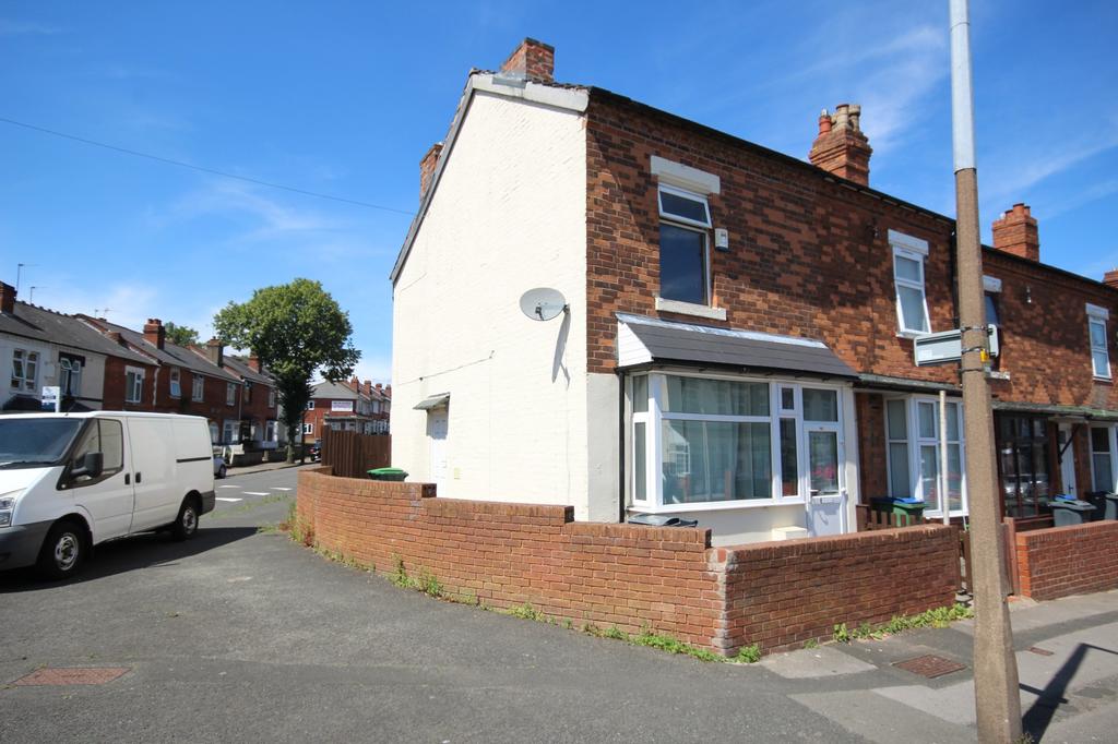 Cemetery Road, Smethwick, B67 2 bed terraced house £700 pcm (£162 pw)