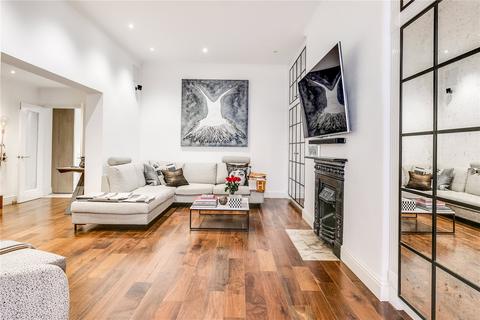 3 bedroom flat for sale, St. Georges Square, London, SW1V