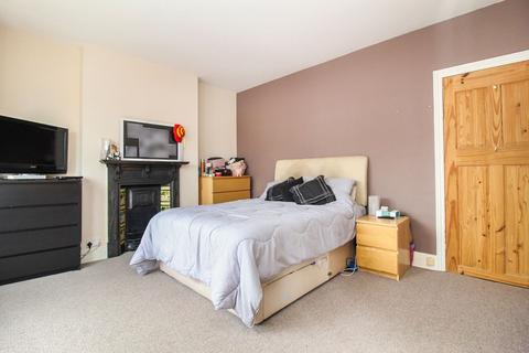 180 Castle Road, Bedford, MK40 3SP