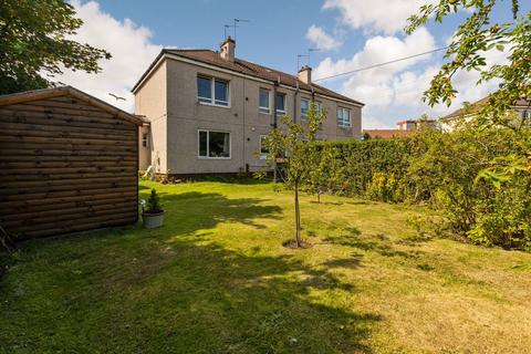 38/2 Restalrig Square, Edinburgh, EH7 6EZ