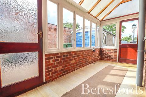 3 bedroom semi-detached house to rent, Chalks Road, CM8