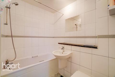 62 Bramble Road, Witham, CM8 2XA