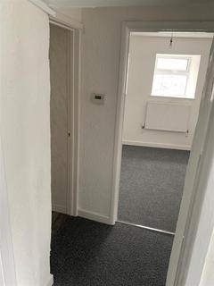 2 bedroom apartment to rent, Station Terrace, Bedlinog