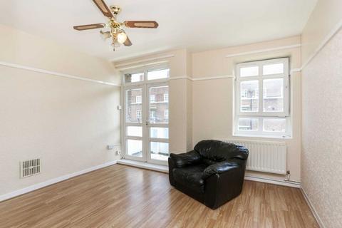 3 bedroom apartment to rent, Retreat Place, Cressett House, Hackney, E9