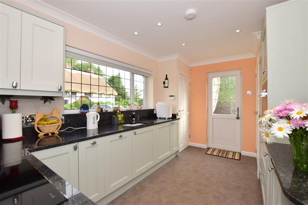 Wises Lane, Borden, Sittingbourne, Kent 3 bed detached bungalow £550,000