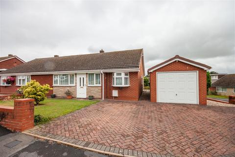 2 Gorstey Lea, Burntwood, WS7 9BG