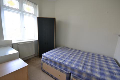 3 bedroom maisonette to rent, Troutbeck Road,  New Cross, SE14