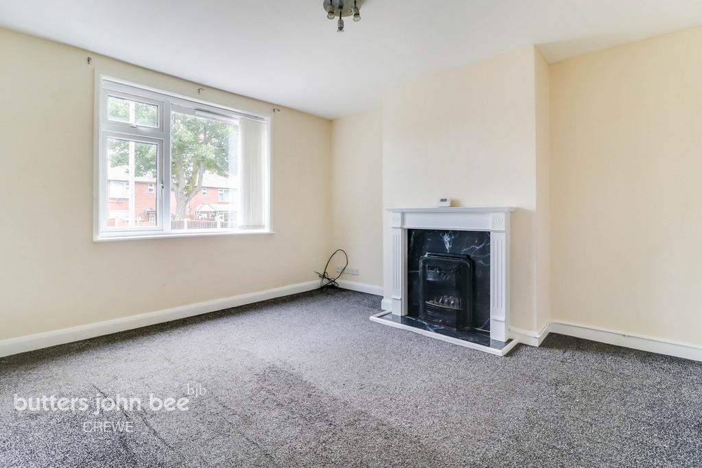 Badger Avenue, Crewe 3 bed semidetached house £130,000