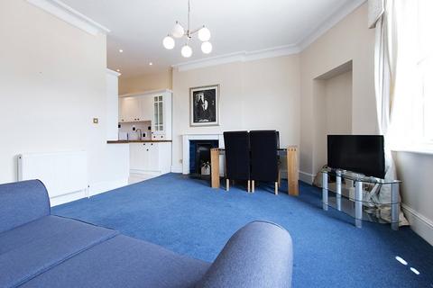 2 bedroom apartment to rent, Mecklenburgh Square, London, WC1N