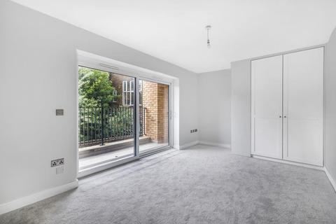 2 bedroom flat for sale - Barnet,  London,  EN5