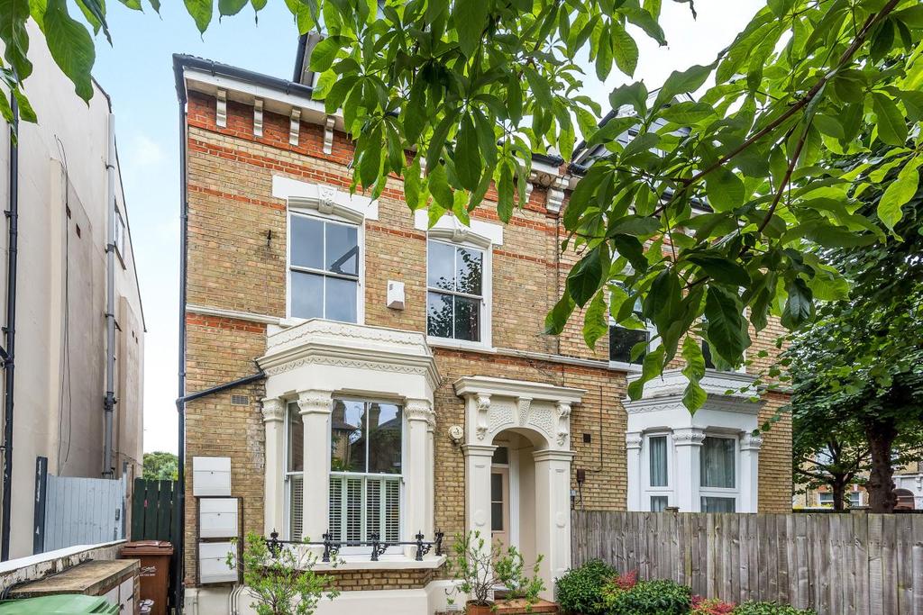 Melbourne Grove, East Dulwich 2 bed flat for sale £675,000