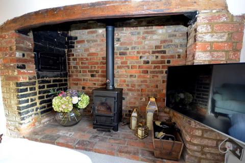 1 bedroom cottage to rent, Little Missenden, HP7