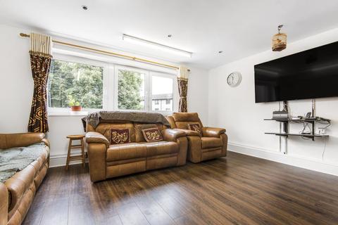 130 Edgar Road, Hounslow, TW4 5QP