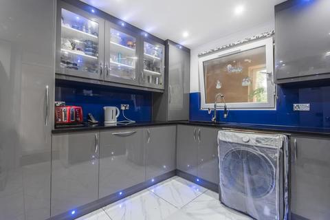 130 Edgar Road, Hounslow, TW4 5QP