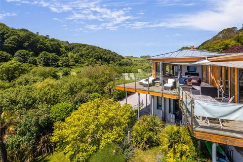 The Beach House Beadon Road, Salcombe, TQ8 8JT