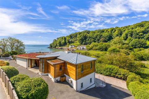 The Beach House Beadon Road, Salcombe, TQ8 8JT