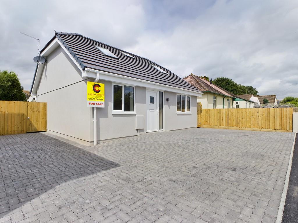 Leaze Road, Kingsteignton, Newton Abbot 4 bed detached bungalow £350,000
