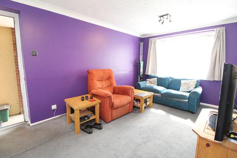 21 Avignon Close, Colchester, CO2 8YH