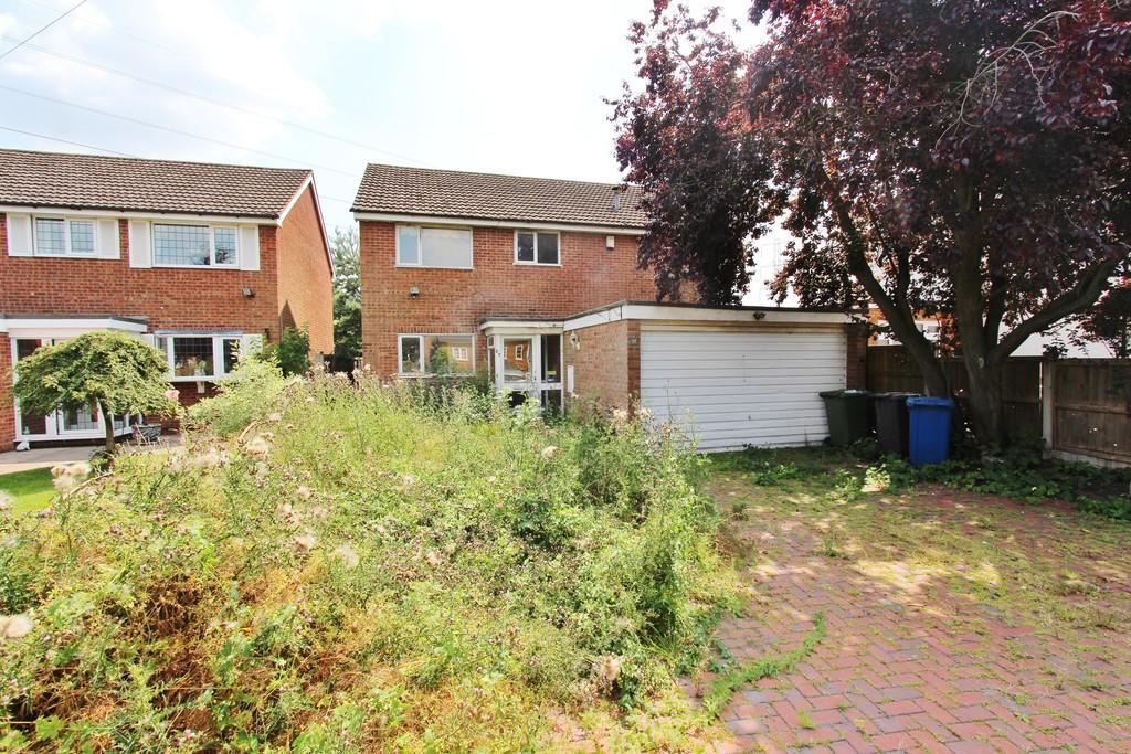 Coton Lane, Tamworth 3 bed detached house £350,000