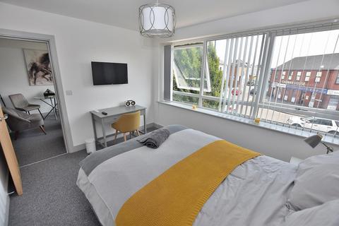 2 bedroom flat to rent - Hazara House, Wolverhampton