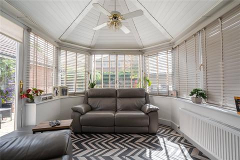 11 Blakeney Lea, Cleethorpes, DN35 0PD