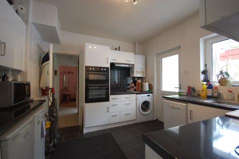 3 Clyngwyn Road, Ystalyfera, Swansea, SA9 2AE