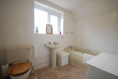 3 Clyngwyn Road, Ystalyfera, Swansea, SA9 2AE