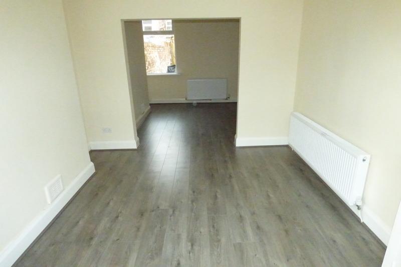 Linwood Road, Tranmere, CH42 5PZ 3 bed terraced house £585 pcm (£135 pw)