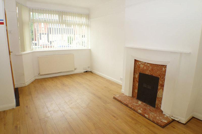 Patricia Avenue, Birkenhead, CH41 7BE 2 bed terraced house £82,500