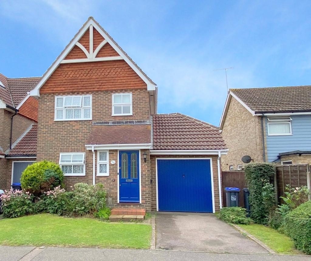 Fairlands, Elm Grove, Lancing, West Sussex, BN15 3 bed detached house