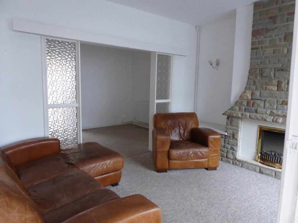 Glebe Street, Bedwas, Caerphilly 3 bed house £750 pcm (£173 pw)