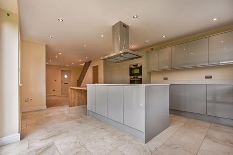 4 bedroom detached house for sale, Rosewood, Wing Road, Manton