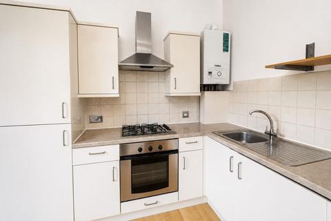 2 bedroom flat to rent, High Street, Colliers Wood, London, SW19